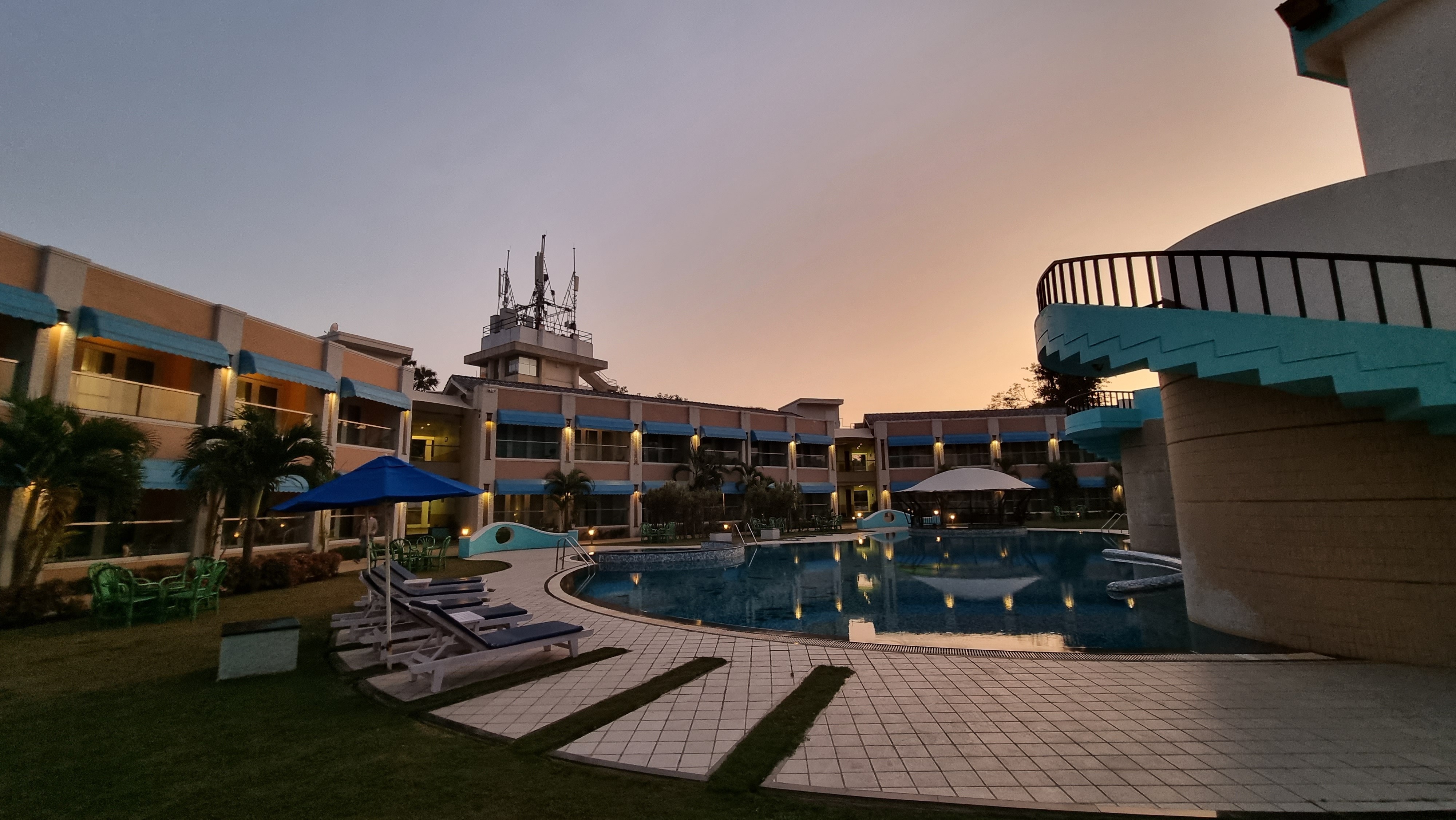 AZZARO RESORT AND SPA